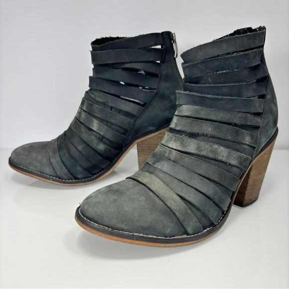 Free People Distressed Charcoal Leather Hybrid Heel Strappy Ankle Boots Size 39 - Picture 7 of 12